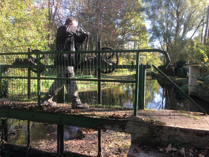 L'ouverture du vannage communal de la Palombe